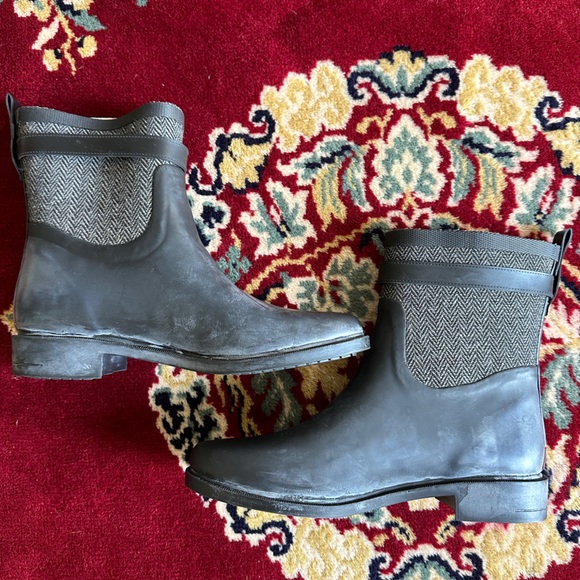Chooka Buckled Herringbone Mid Black Rain Boots, Size 9 - Picture 3 of 5